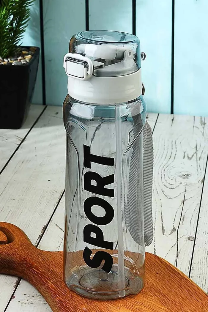 مطرة ماء مع مصاصة SOLO SPORT